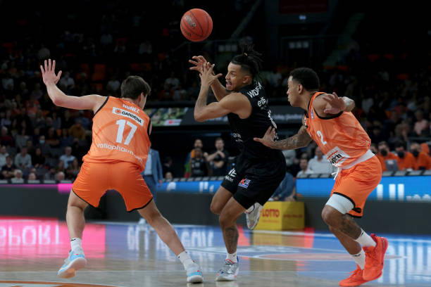 现役国际球 现役国际球