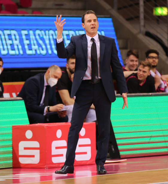 度无疑显得 度无疑显得